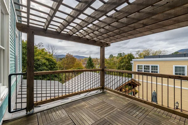 $645,000 | 4928 Main Street, Unit 2, Manchester, VT 05255