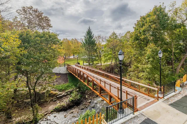 $675,000 | 4928 Main Street, Unit 2, Manchester, VT 05255