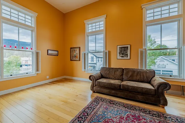 $675,000 | 4928 Main Street, Unit 2, Manchester, VT 05255