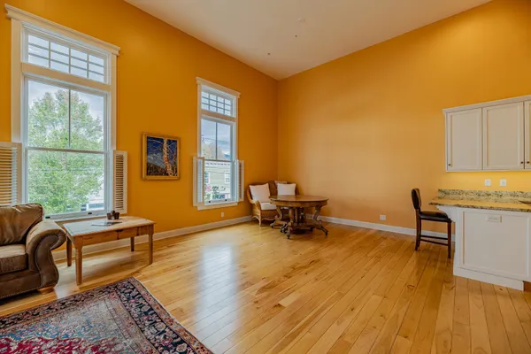 $645,000 | 4928 Main Street, Unit 2, Manchester, VT 05255