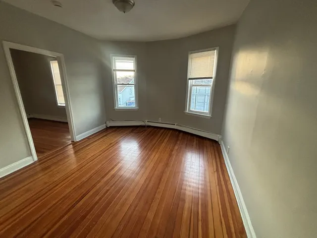 $3,750 | 139 Bowdoin Street, Unit 3, Boston, MA 02122