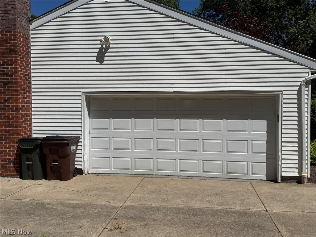 8094 Rolling Brook Road Northfield, OH 44067 - Photo 11 of 49