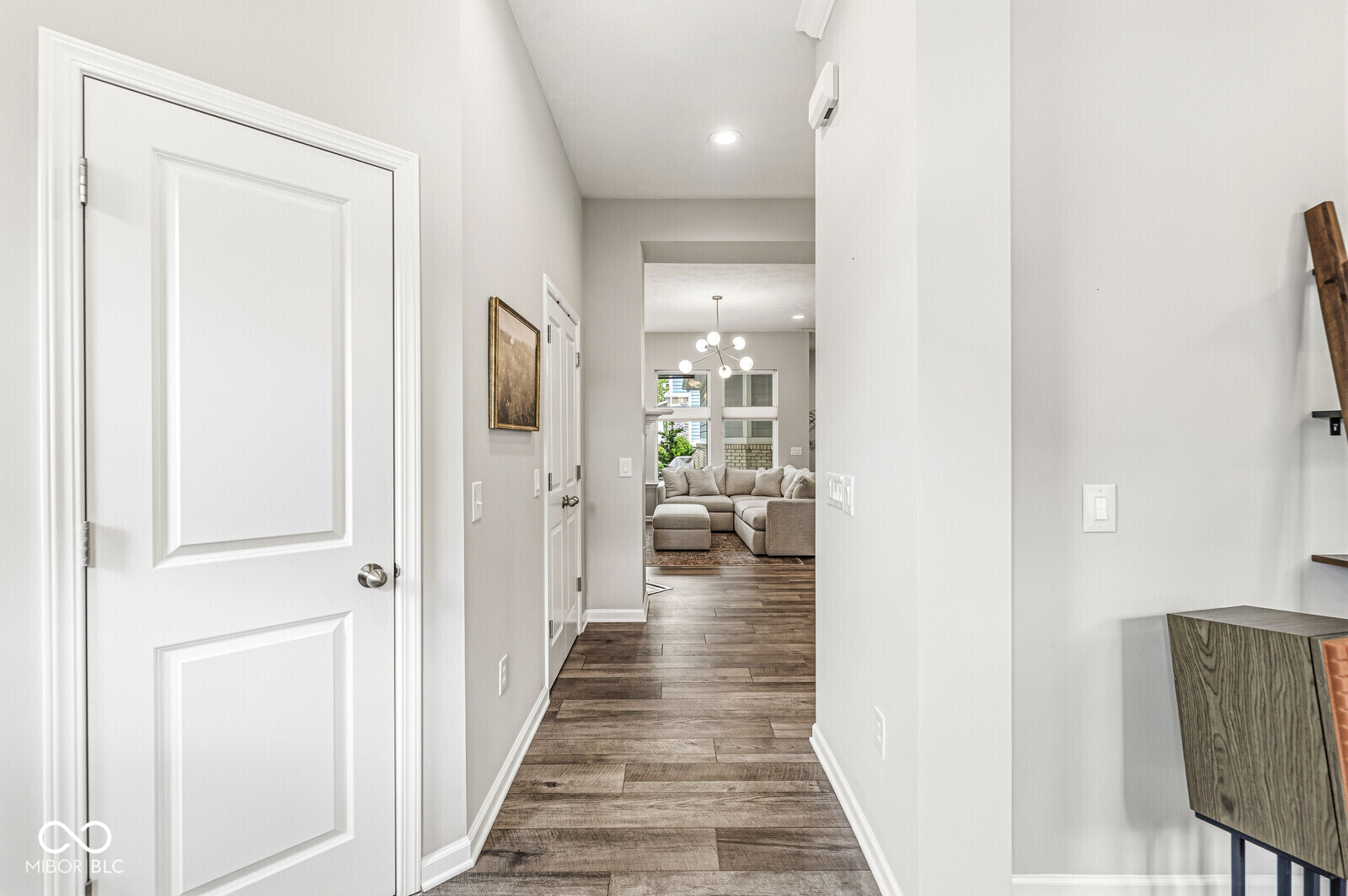 9102 Hawkins Road Indianapolis, IN 46216 - Photo 7 of 54 Gallery Image 7