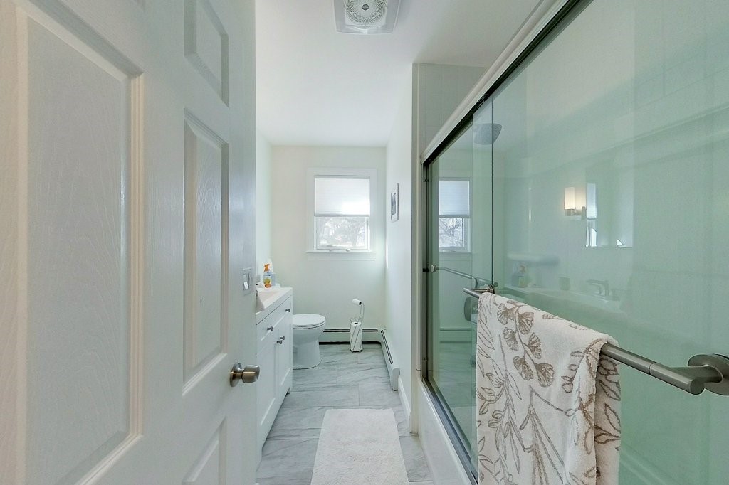 2 E Boulevard, Unit 2 Middletown, RI 02842 - Photo 22 of 33