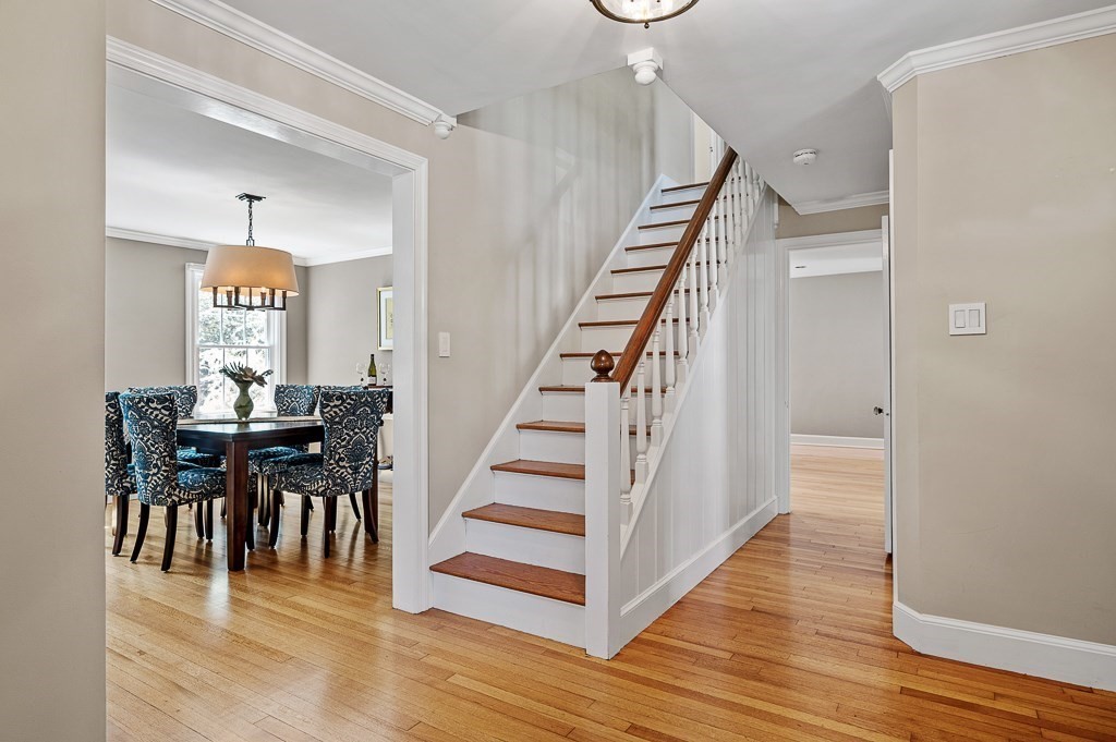 31 Otsego Road Worcester, MA 01609 - Photo 3 of 42 Gallery Image 3