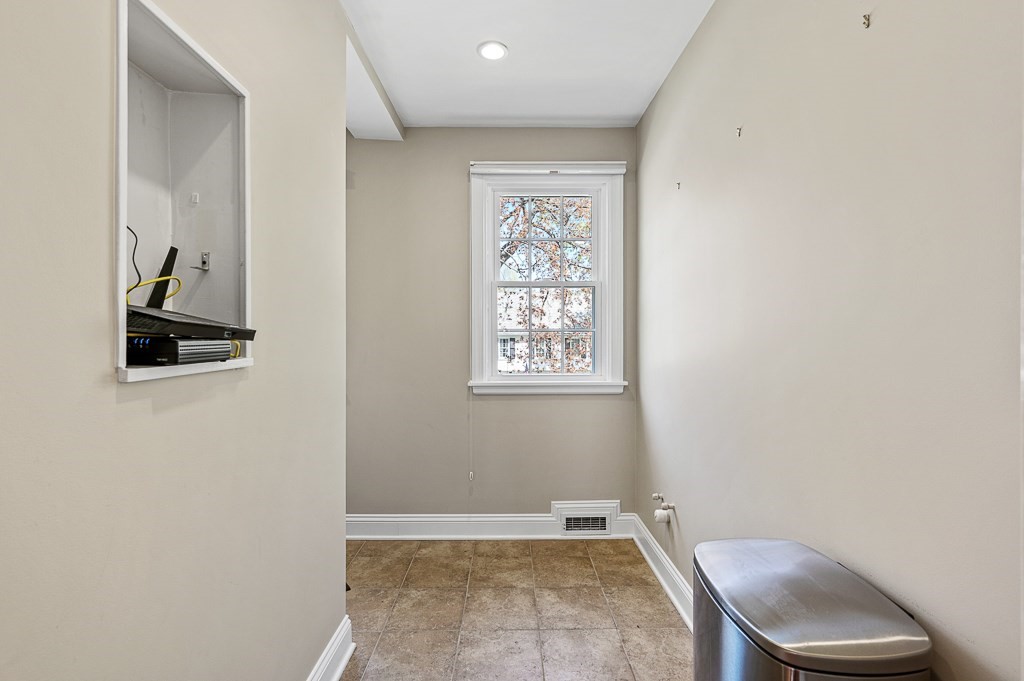 31 Otsego Road Worcester, MA 01609 - Photo 35 of 42 Gallery Image 35