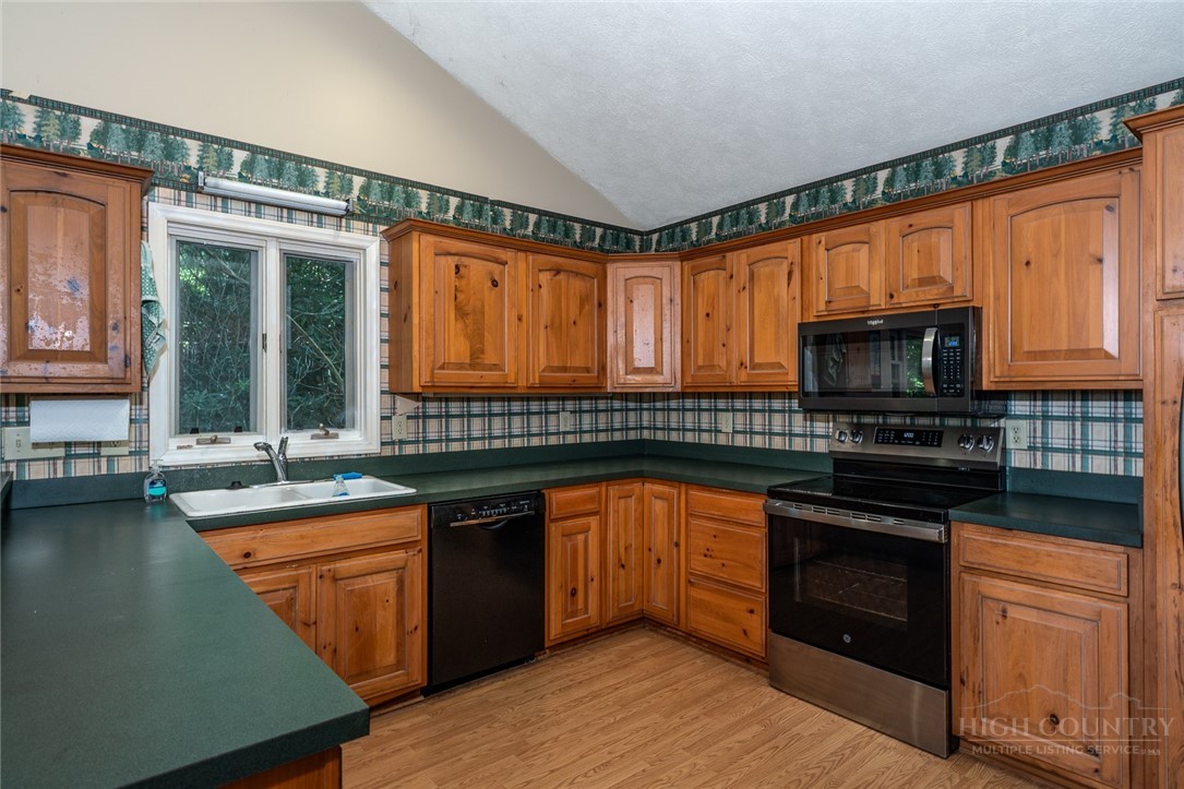 100 Raven View Boone, NC 28607 - Photo 21 of 42 Gallery Image 21