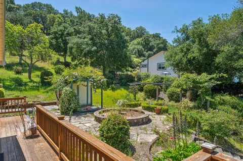 $799,000 | 425 Oak Point Place, Santa Rosa, CA 95409