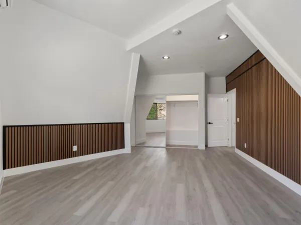 a view of entryway and hall