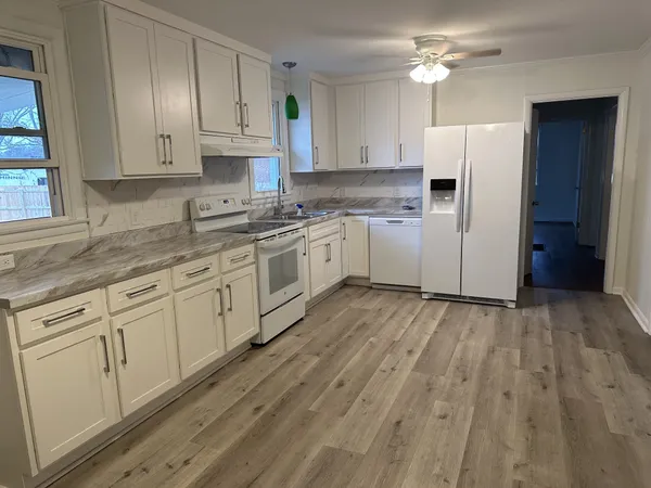 $2,195 | 115 Gates Drive, Hendersonville, TN 37075