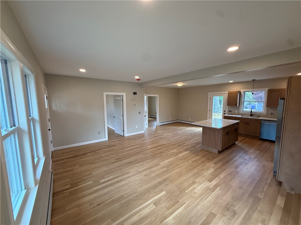63 Shore Road East Providence, RI 02915 - Photo 5 of 14