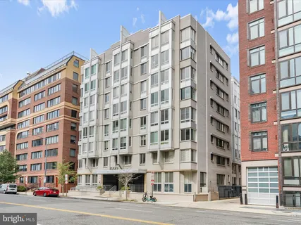 $2,700 | 1225 13th Street Northwest, Unit 407, Washington, DC 20005