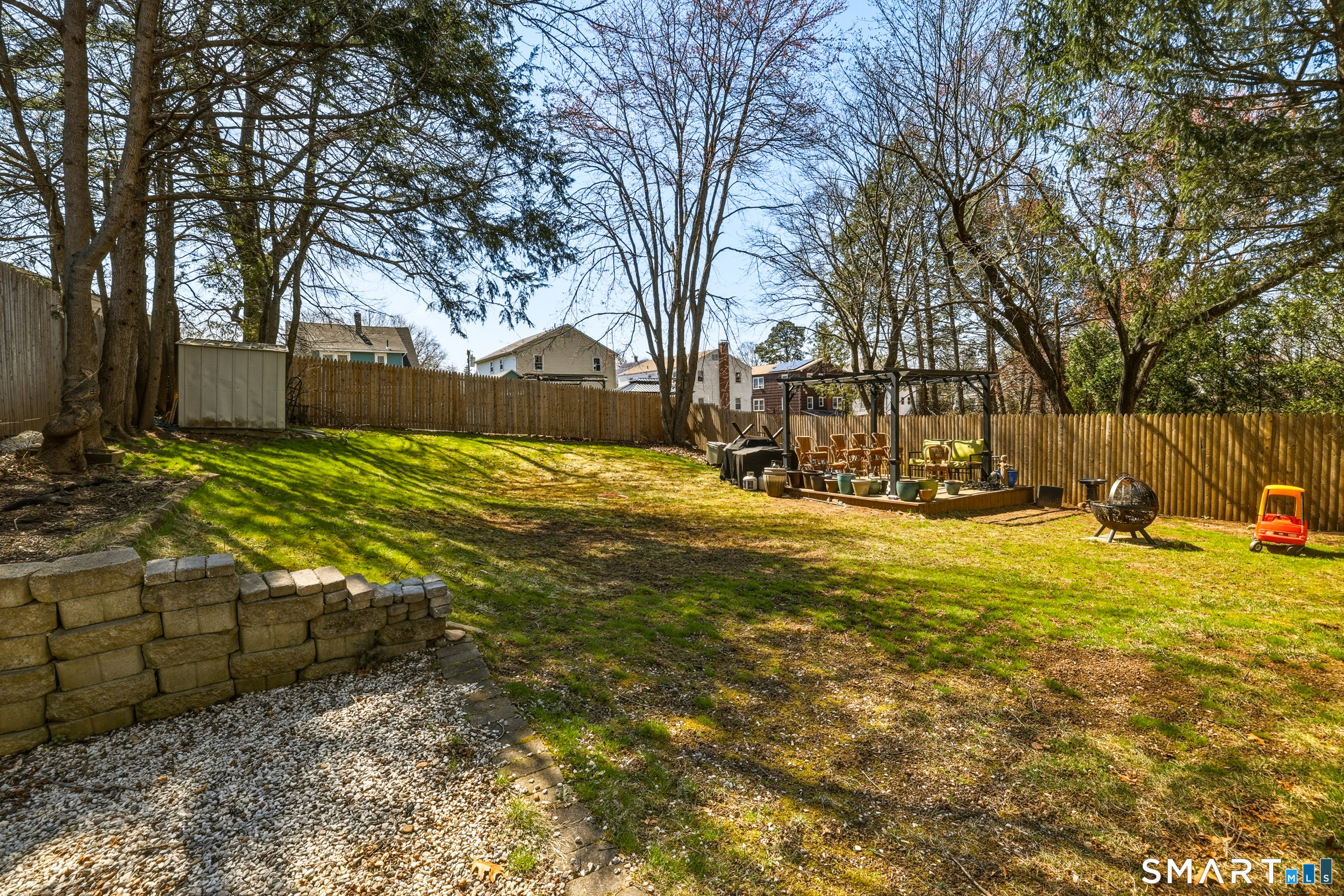 30 Lyndale Street Manchester, CT 06040 - Photo 31 of 37 a view of yard with tree