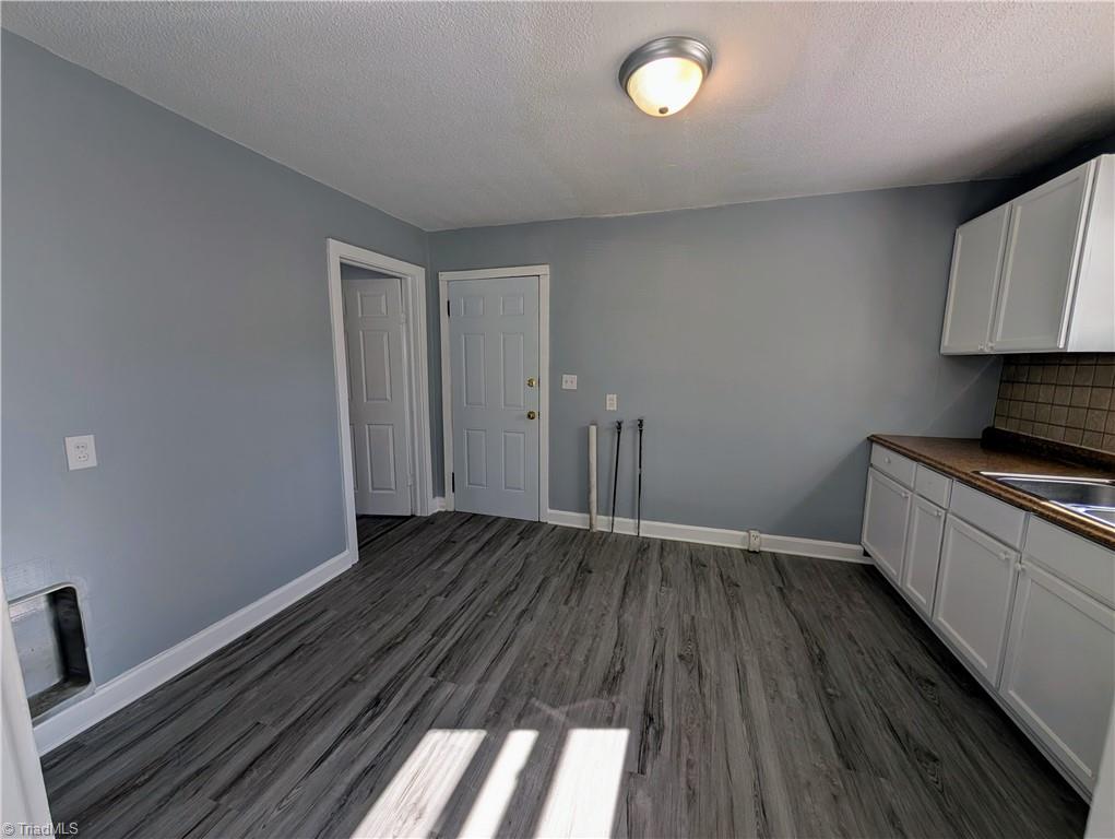 607 Martha Place High Point, NC 27263 - Photo 9 of 24