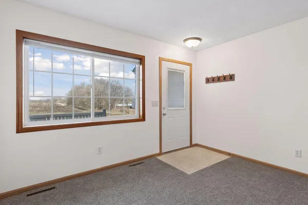$239,900 | 1102 Wheat Street Northwest, New Prague, MN 56071