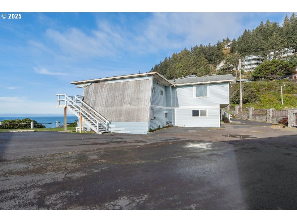 1816 Maxwell Mountain Road Oceanside, OR 97134 - Photo 11 of 18