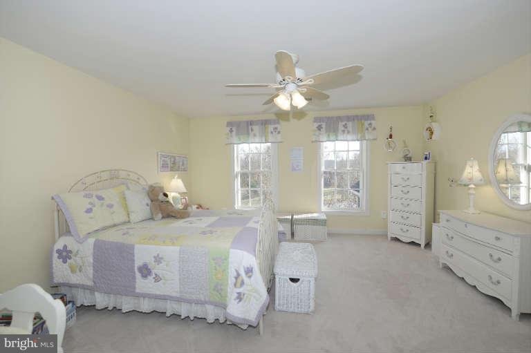 2502 Sapling Ridge Lane Brookeville, MD 20833 - Photo 16 of 30 Bedroom #2