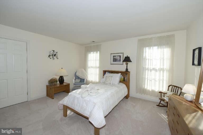2502 Sapling Ridge Lane Brookeville, MD 20833 - Photo 19 of 30 Bedroom #5