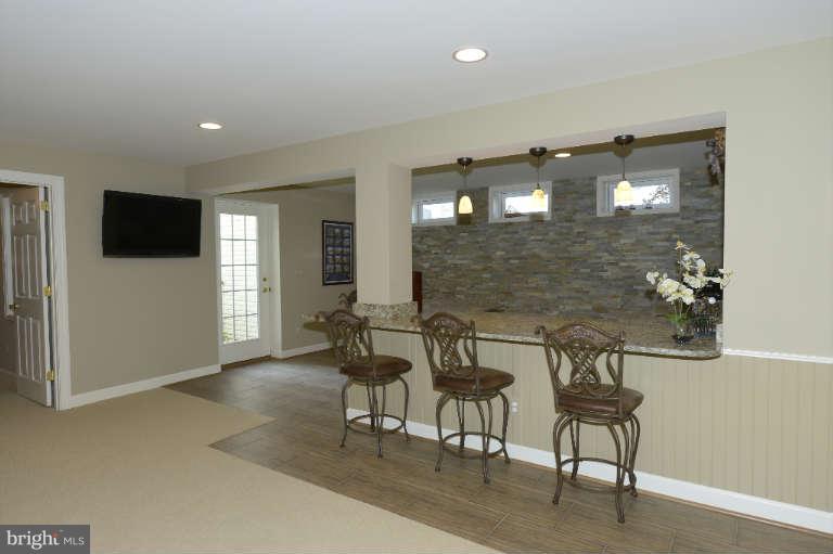 2502 Sapling Ridge Lane Brookeville, MD 20833 - Photo 22 of 30 Wet Bar