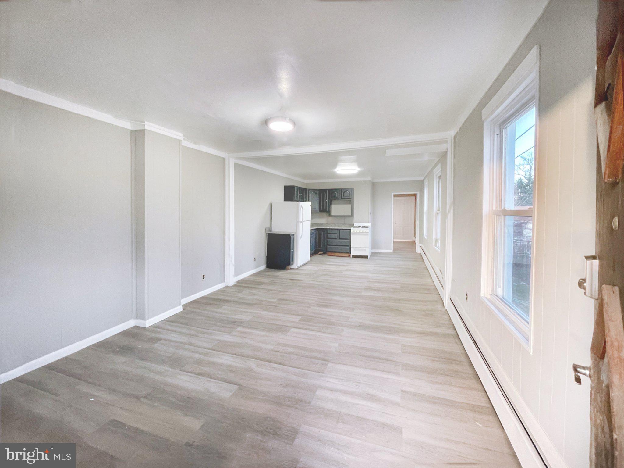 7213 North Point Road Sparrows Point, MD 21219 - Photo 37 of 66 Unit 2 Living Room area.