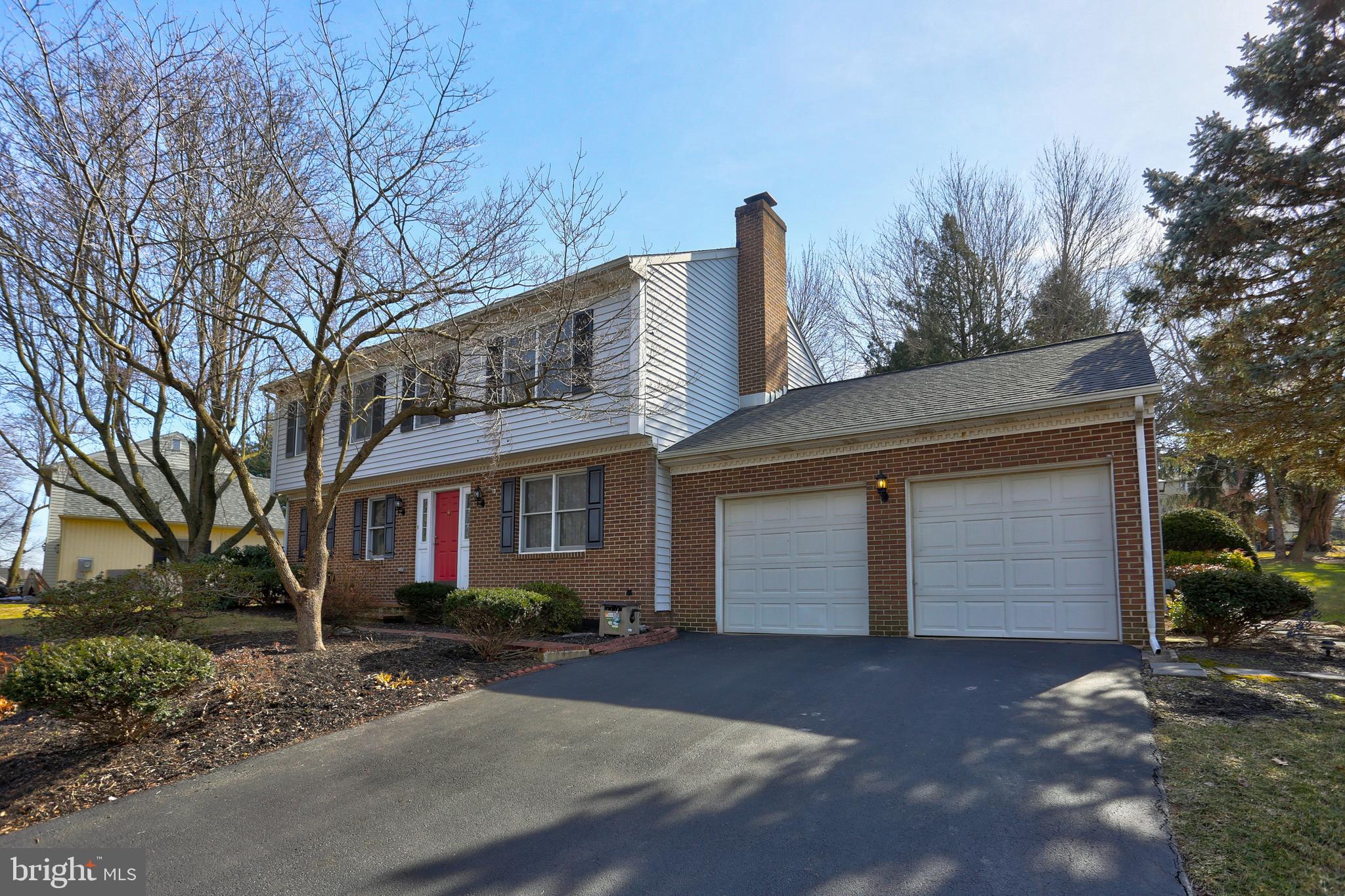 1820 Brubaker Run Road Lancaster, PA 17603 - Photo 3 of 42 Front View