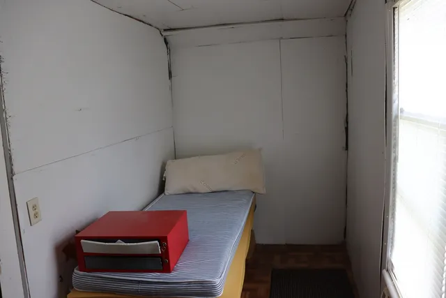 $69,987 | 424 South Grand Avenue, Bradley, IL 60915