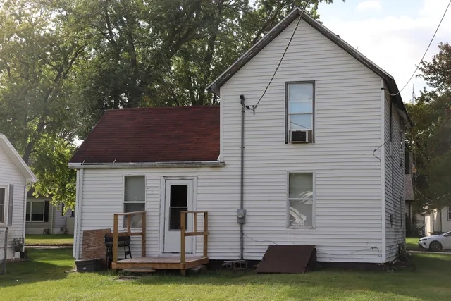 $69,987 | 424 South Grand Avenue, Bradley, IL 60915