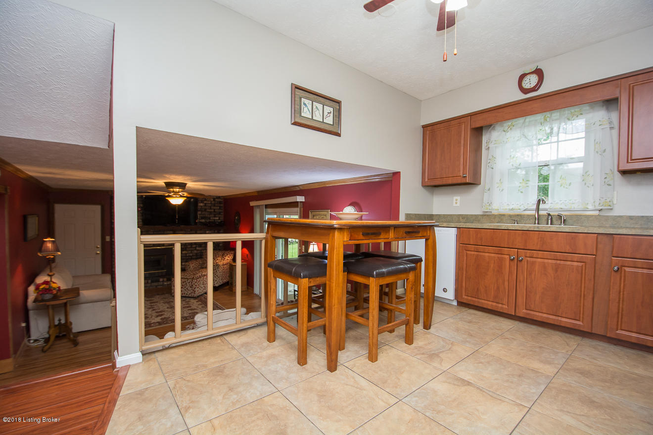 10401 St Rene Road Louisville, KY 40299 - Photo 13 of 41 Eat-In Kitchen