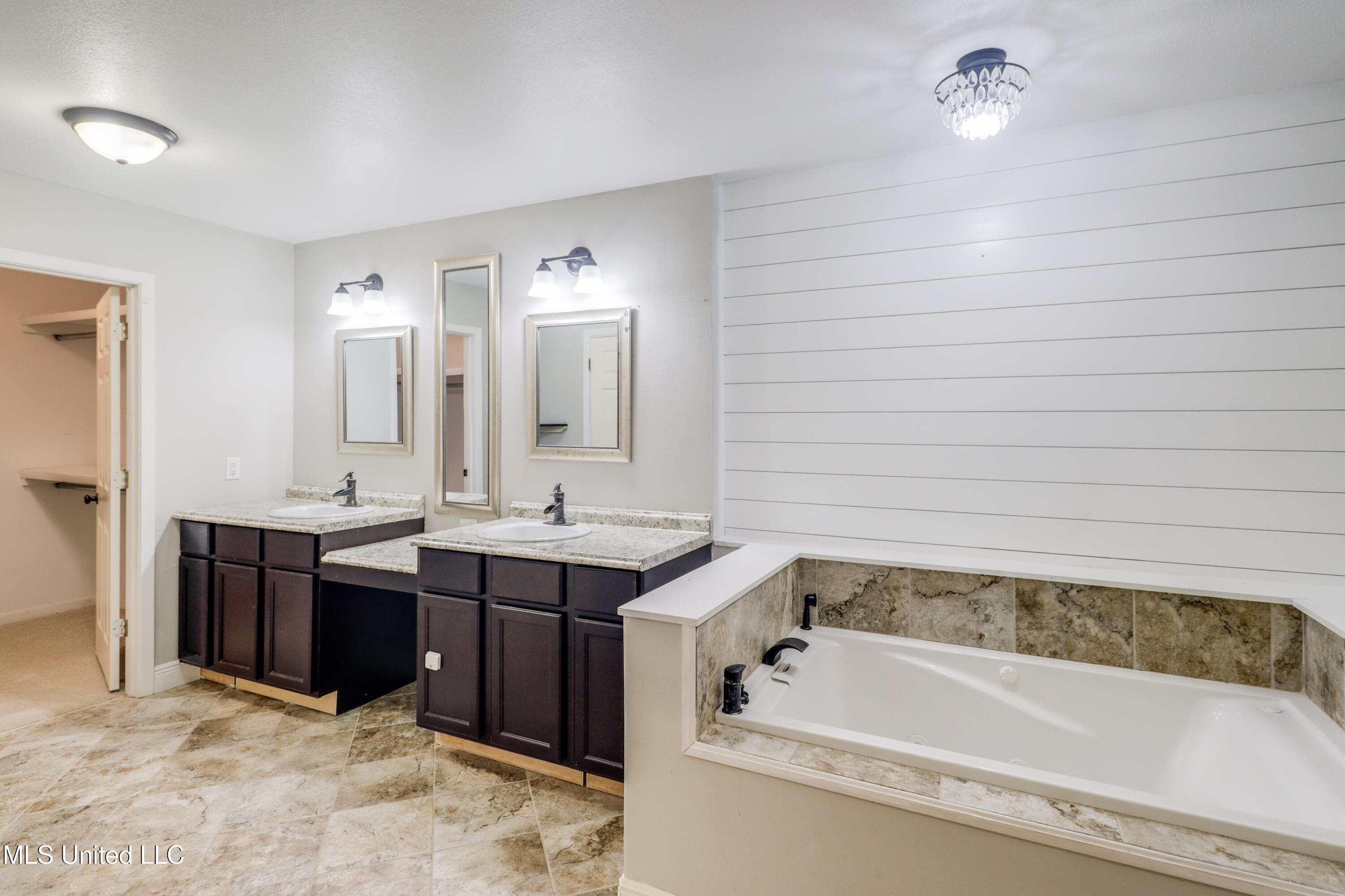 4432 Lily Patch Lane Moss Point, MS 39562 - Photo 19 of 30 IMG_9841-Edit