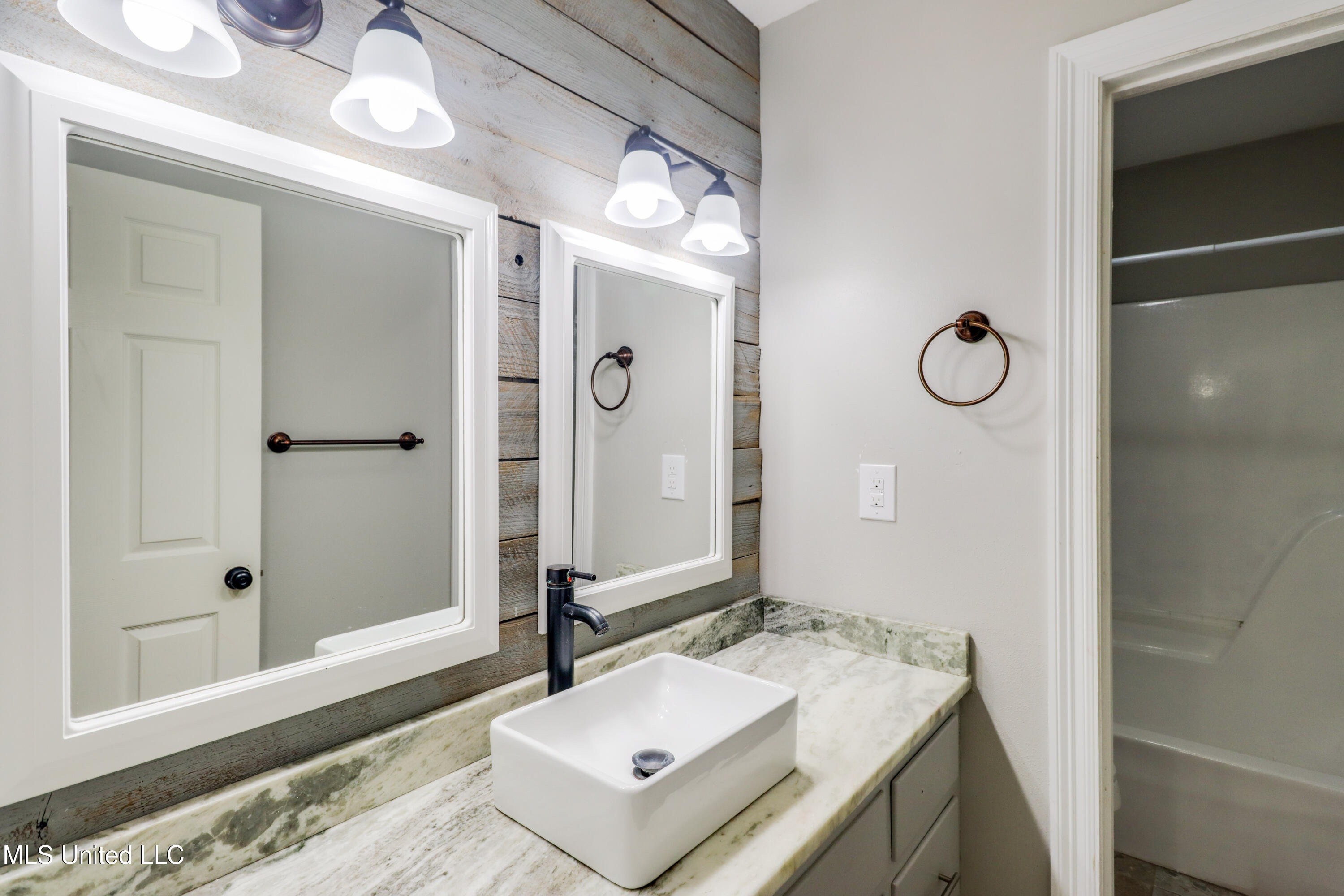 4432 Lily Patch Lane Moss Point, MS 39562 - Photo 22 of 30 IMG_9847-Edit