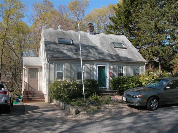 66 Evans Road Marblehead, MA 01945 - Photo 2 of 6 Gallery Image 2
