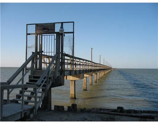 $92,500 | 4600 Ocean Drive, Unit 705, Corpus Christi, TX 78412