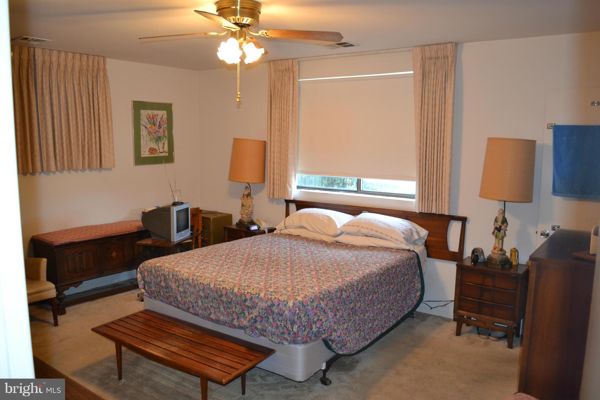 3926 Rolling Rd., Unit D6 Pikesville, MD 21208 - Photo 7 of 11 Bedroom (Master)