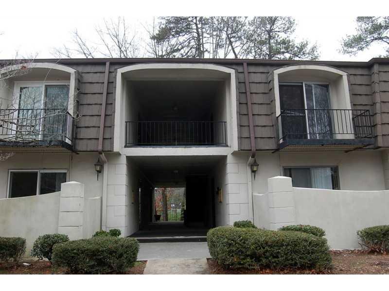 725 Dalrymple Road, Unit 2I Sandy Springs, GA 30328 - Photo 1 of 1 Exterior Front.