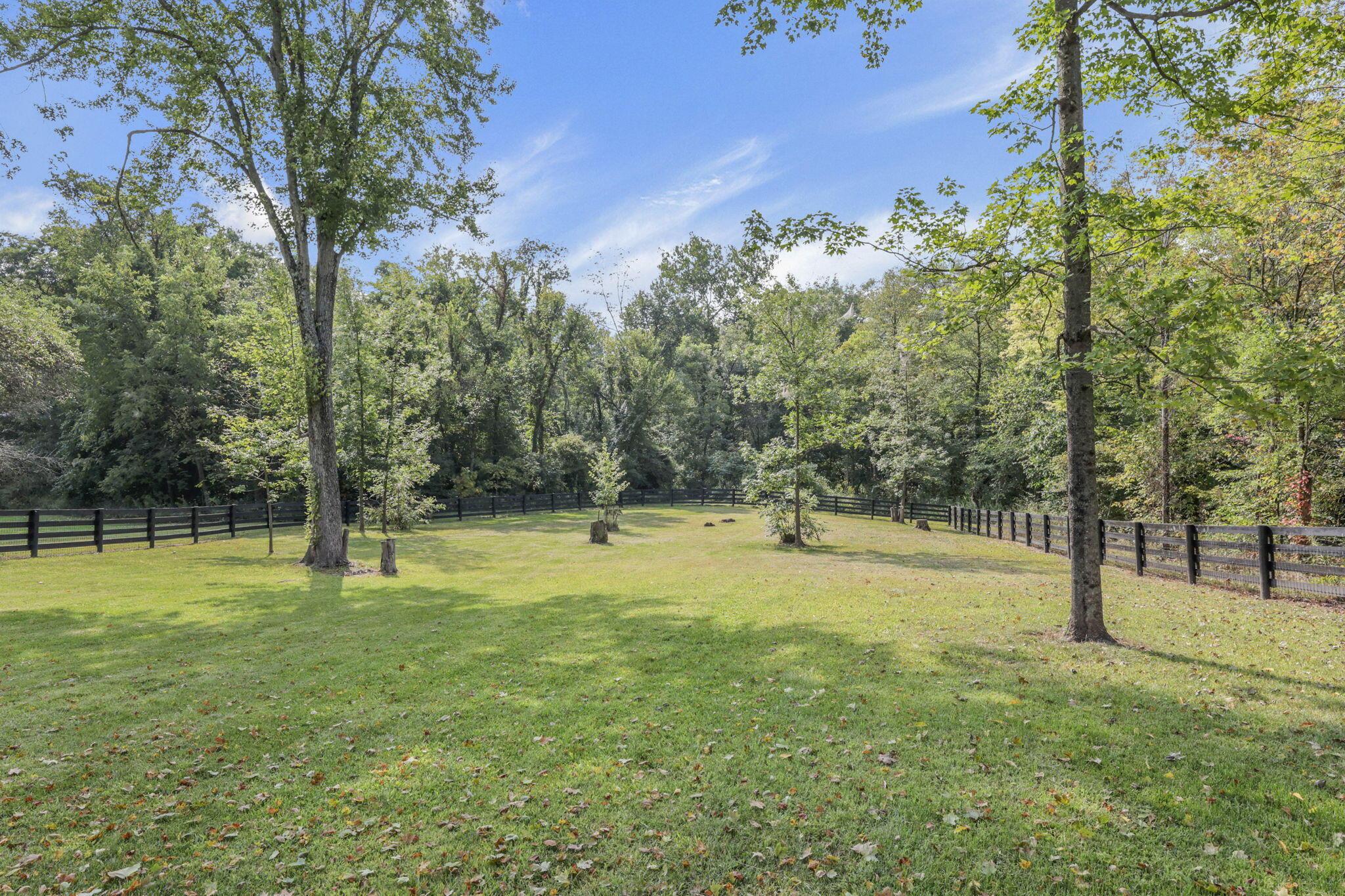 9240 Sycamore Road Mount Vernon, OH 43050 - Photo 36 of 49 73-web-or-mls-011A4030