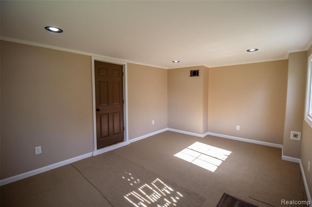 9985 Downing Road Birch Run, MI 48415 - Photo 7 of 22