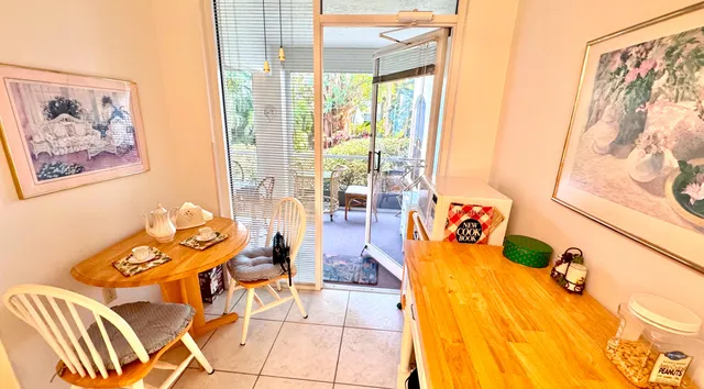 $299,000 | 106 Half Moon Circle, Unit B1, Hypoluxo, FL 33462