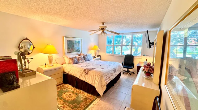 $299,000 | 106 Half Moon Circle, Unit B1, Hypoluxo, FL 33462