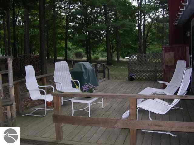 2552 West Trumbull Road Maple City, MI 49664 - Photo 6 of 6 1652566-5.JPG