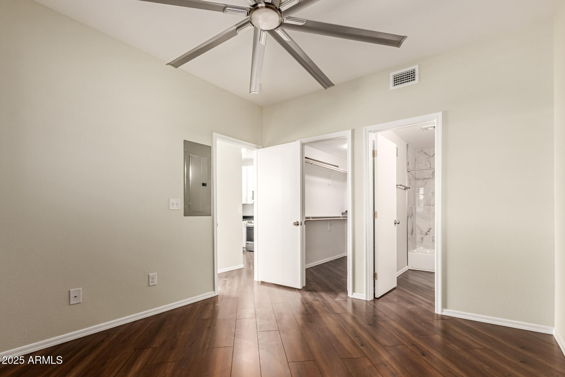 1720 East Thunderbird Road, Unit 2125 Phoenix, AZ 85022 - Photo 17 of 37 wooden floor in an empty room