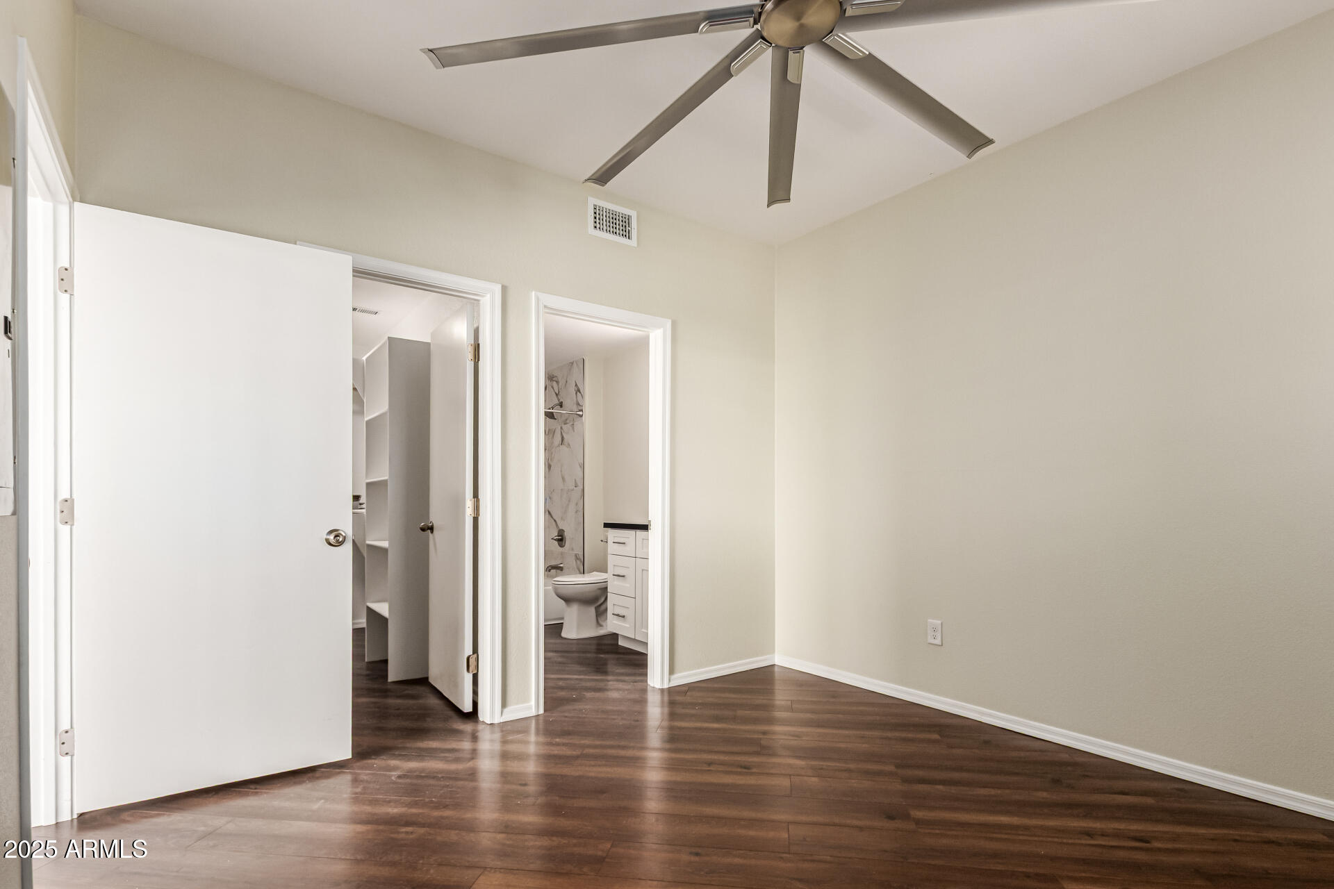 1720 East Thunderbird Road, Unit 2125 Phoenix, AZ 85022 - Photo 18 of 37 a view of entryway with wooden floor