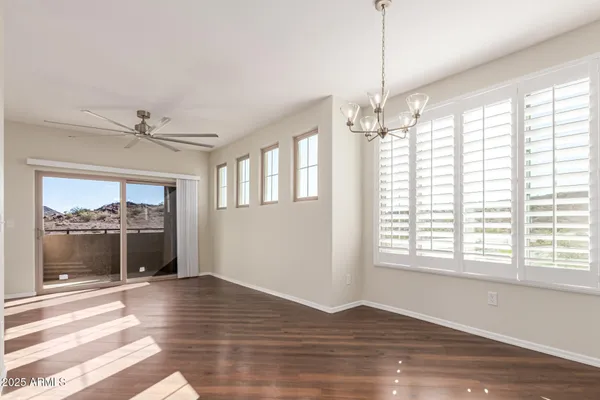 $227,900 | 1720 East Thunderbird Road, Unit 2125, Phoenix, AZ 85022