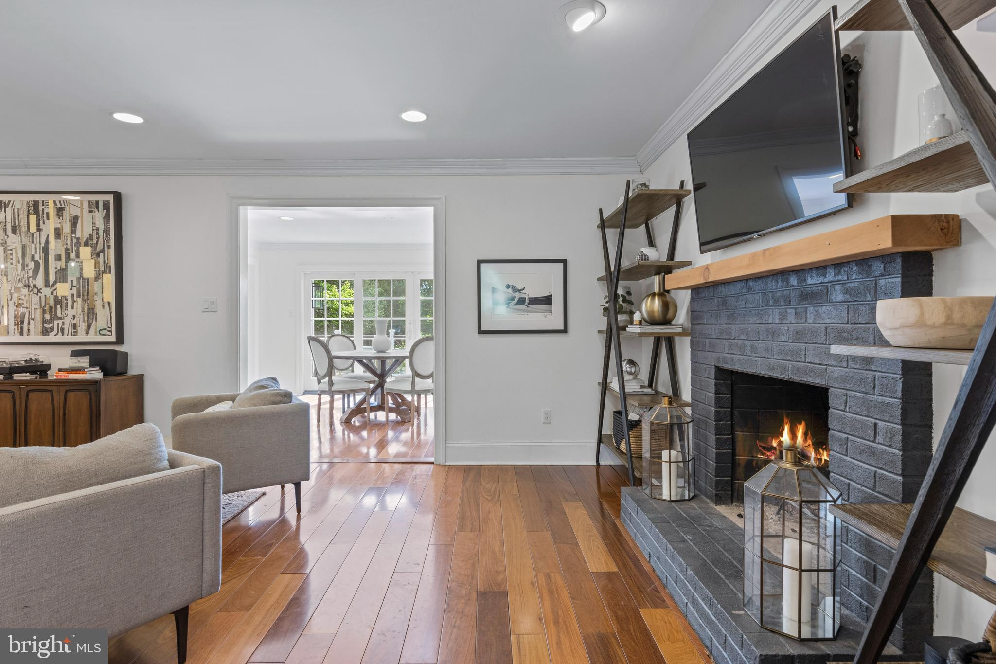 166 Grubb Road Malvern, PA 19355 - Photo 10 of 51 Wood-burning fireplaces
