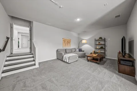 $599,900 | 911 Park Vista Drive, Justin, TX 76247