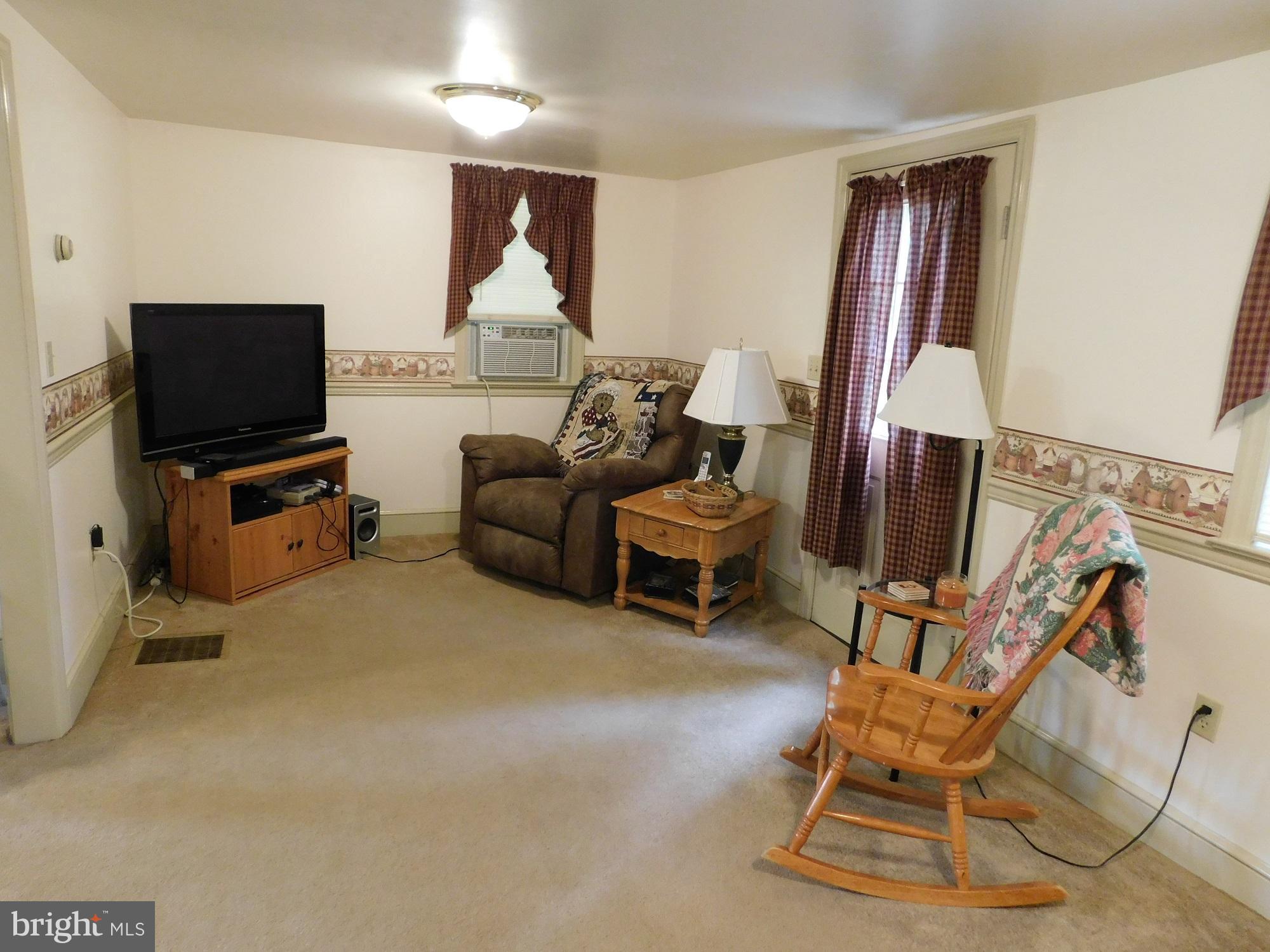 70 River Corner Road Conestoga, PA 17516 - Photo 5 of 22 Living Room