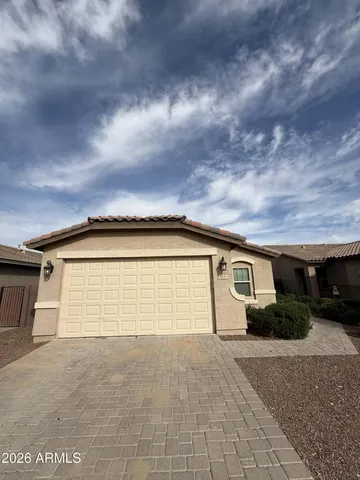 $2,400 | 1458 West Smoke Tree Avenue, San Tan Valley, AZ 85140