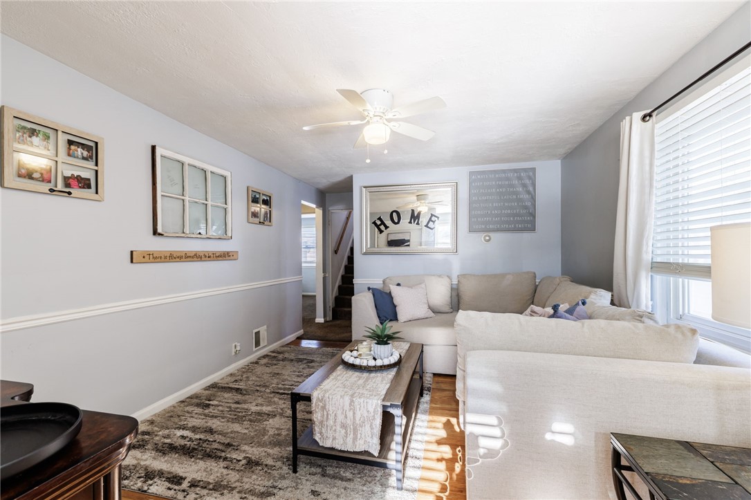 300 Mosley Road Greece, NY 14616 - Photo 6 of 18