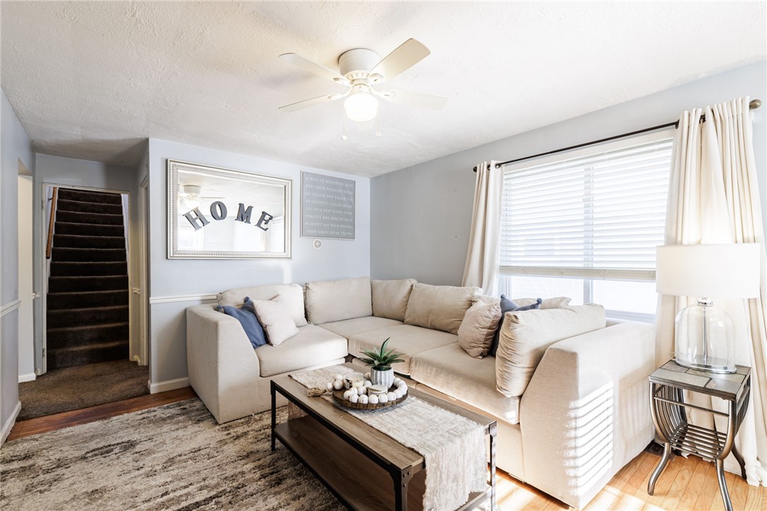 300 Mosley Road Greece, NY 14616 - Photo 7 of 18