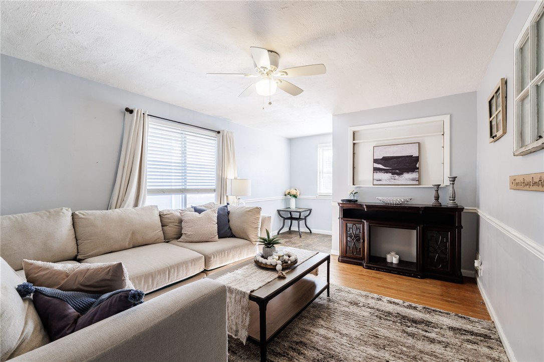 300 Mosley Road Greece, NY 14616 - Photo 8 of 18