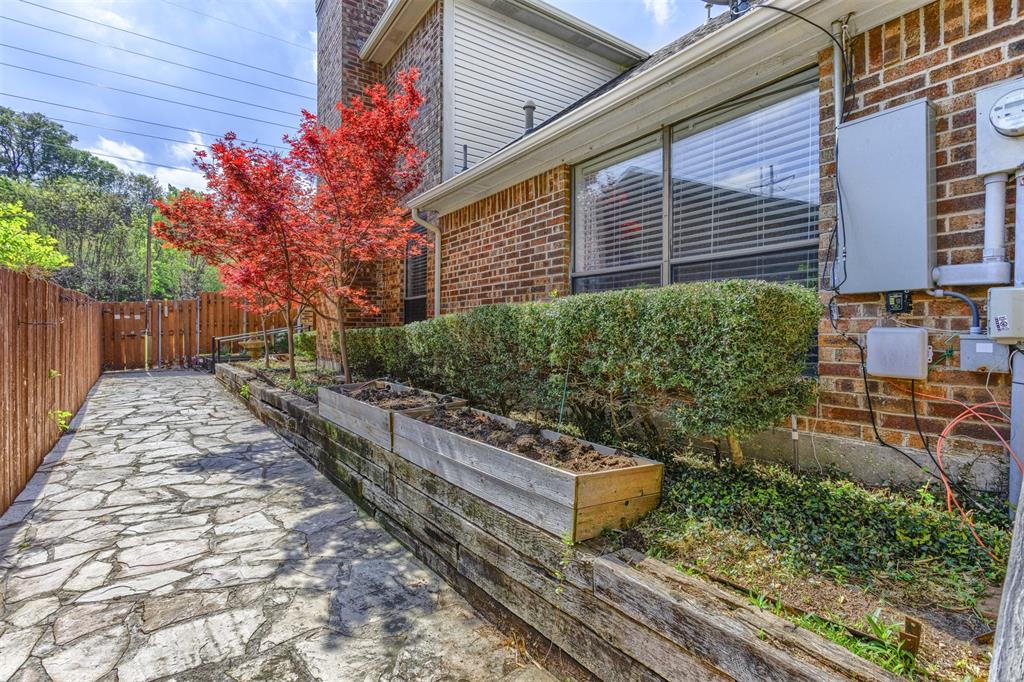 68 Legend Road Benbrook, TX 76132 - Photo 32 of 34 Create your own garden!